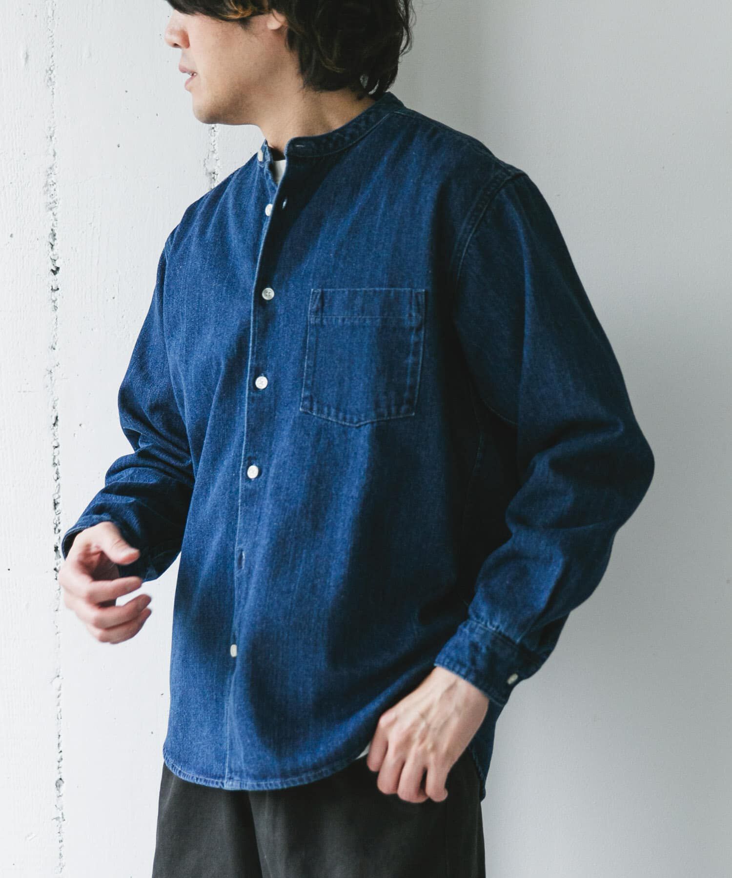 URBAN RESEARCH DOORS「デニムバンドカラーシャツ」|シャツ・ブラウス|