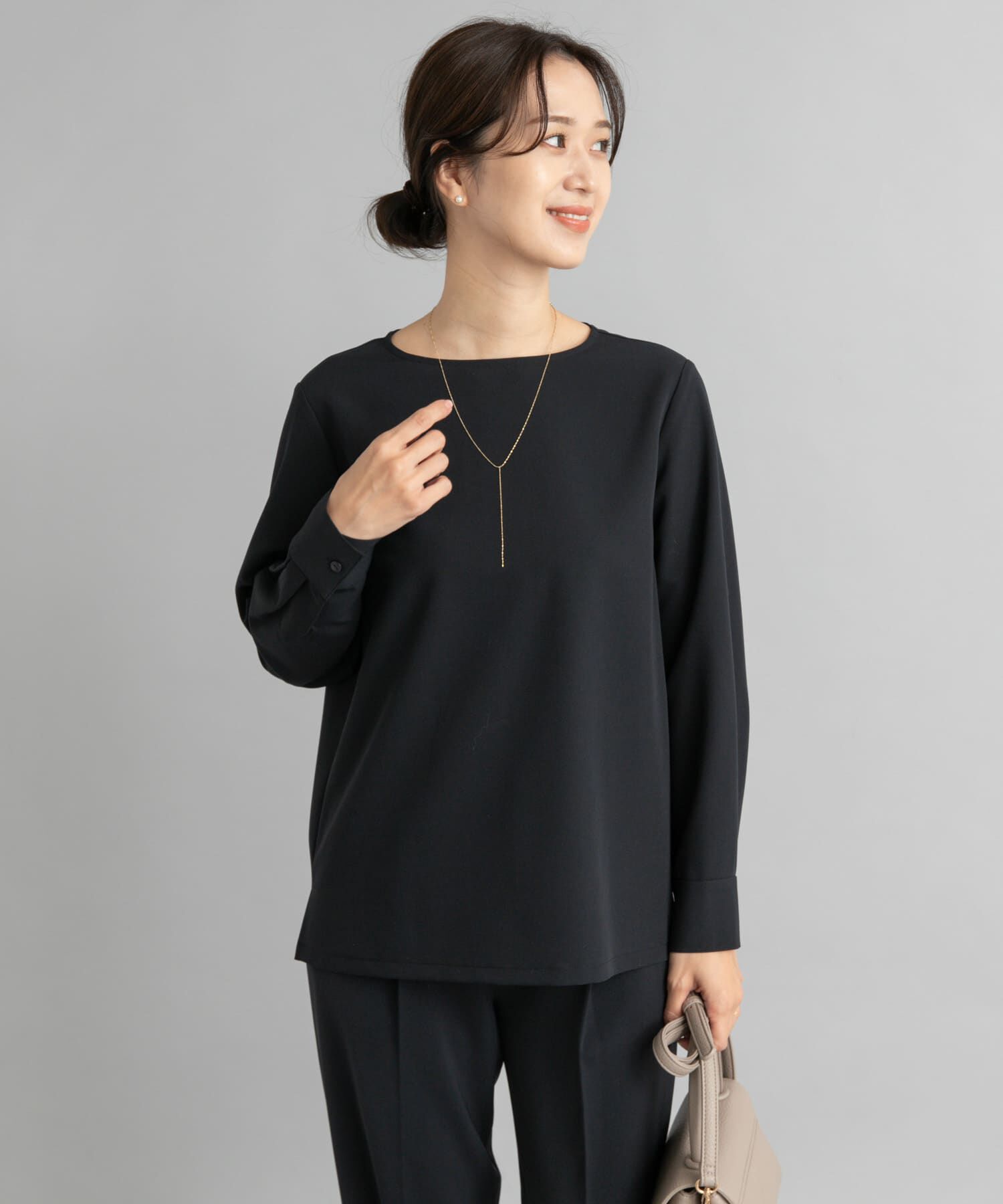 URBAN RESEARCH DOORS「クルーネックプルオーバーブラウス」|シャツ・ブラウス|