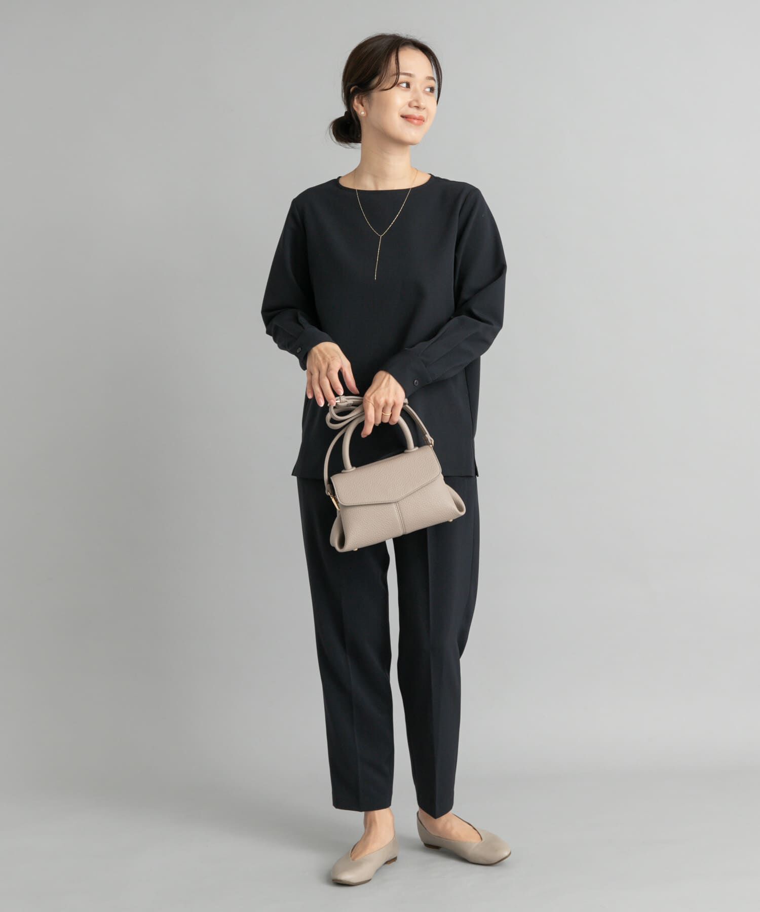 URBAN RESEARCH DOORS「クルーネックプルオーバーブラウス」|シャツ・ブラウス|