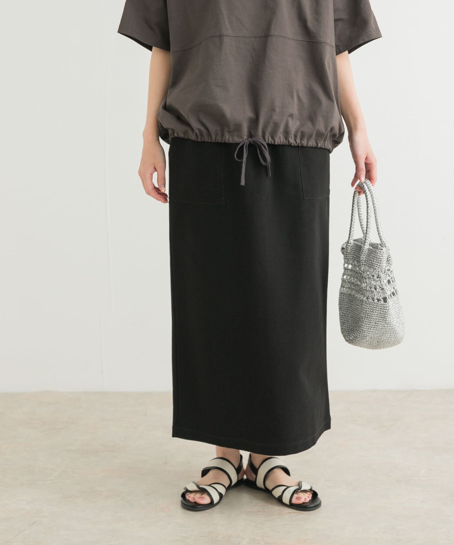 URBAN RESEARCH DOORS「サイドポケットカットストレートスカート」|スカート|