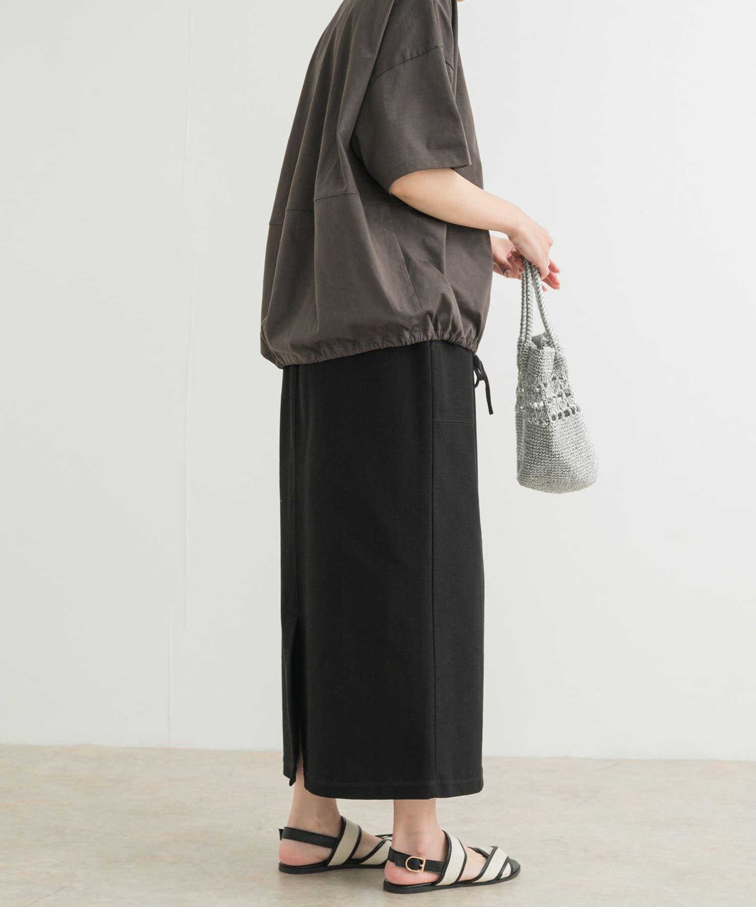 URBAN RESEARCH DOORS「サイドポケットカットストレートスカート」|スカート|