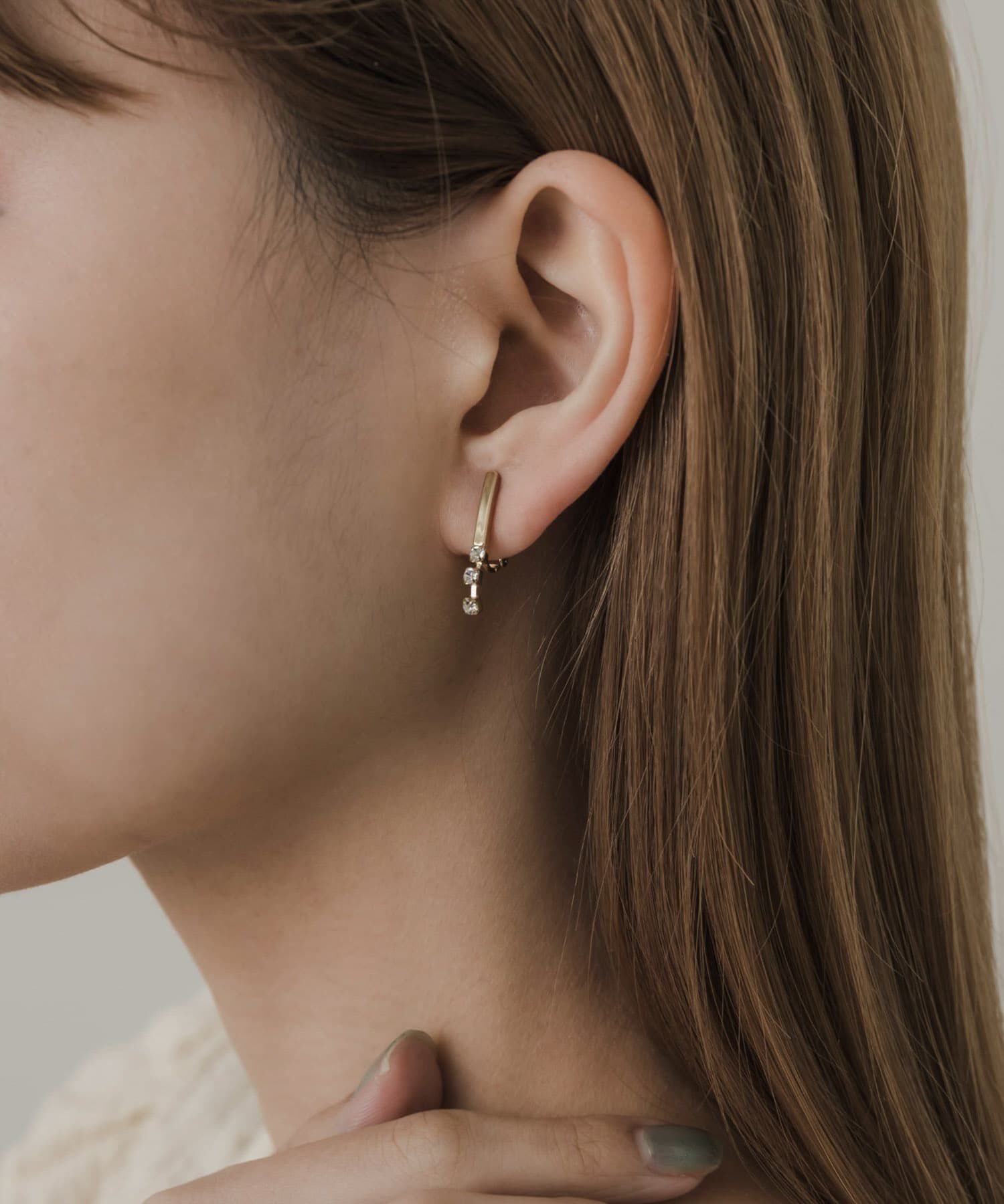 SMELLY「ミニビジューメタルバーイヤリング」|イヤリング|