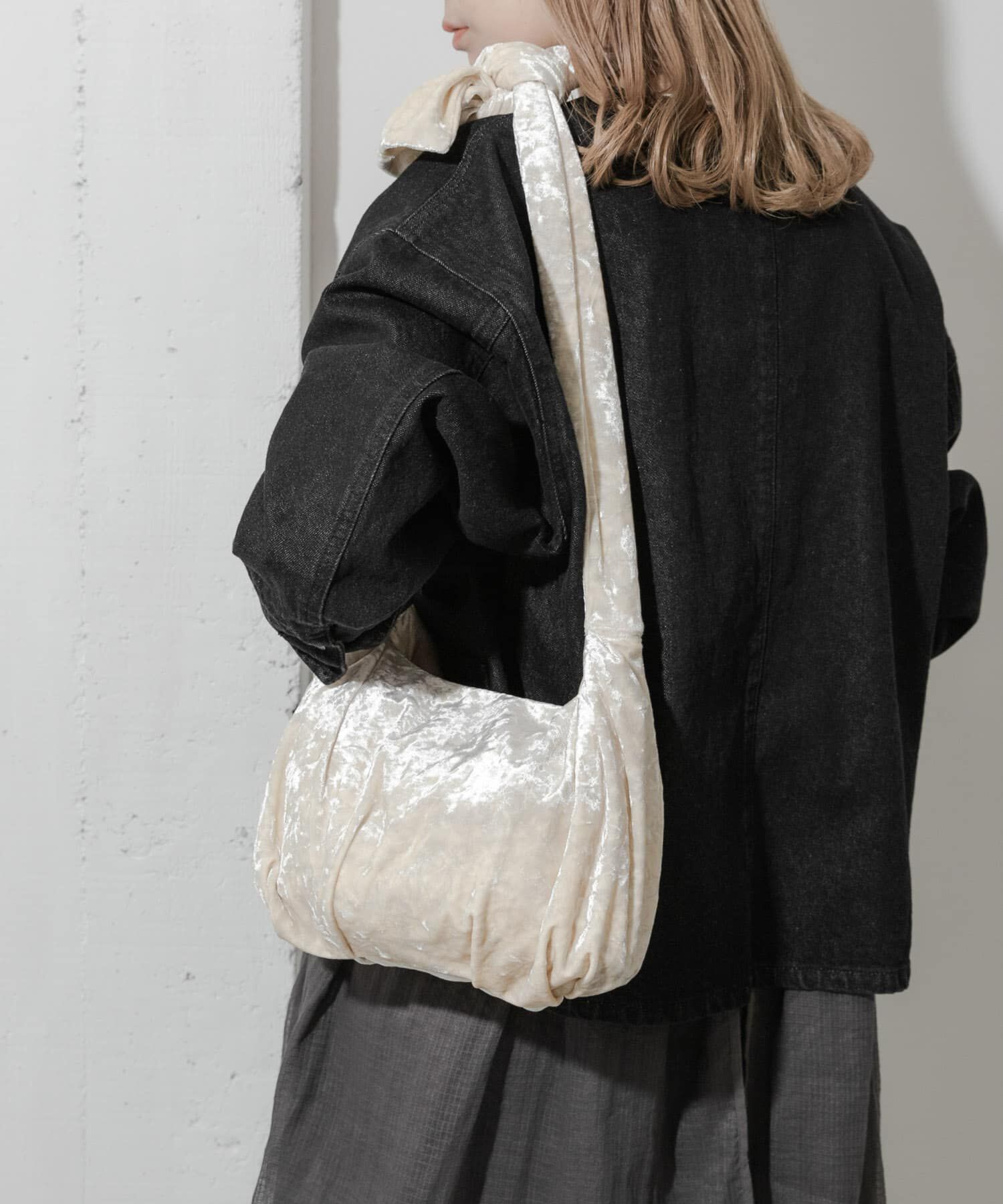 SMELLY「ベロアリボンバッグ」|ハンドバッグ|