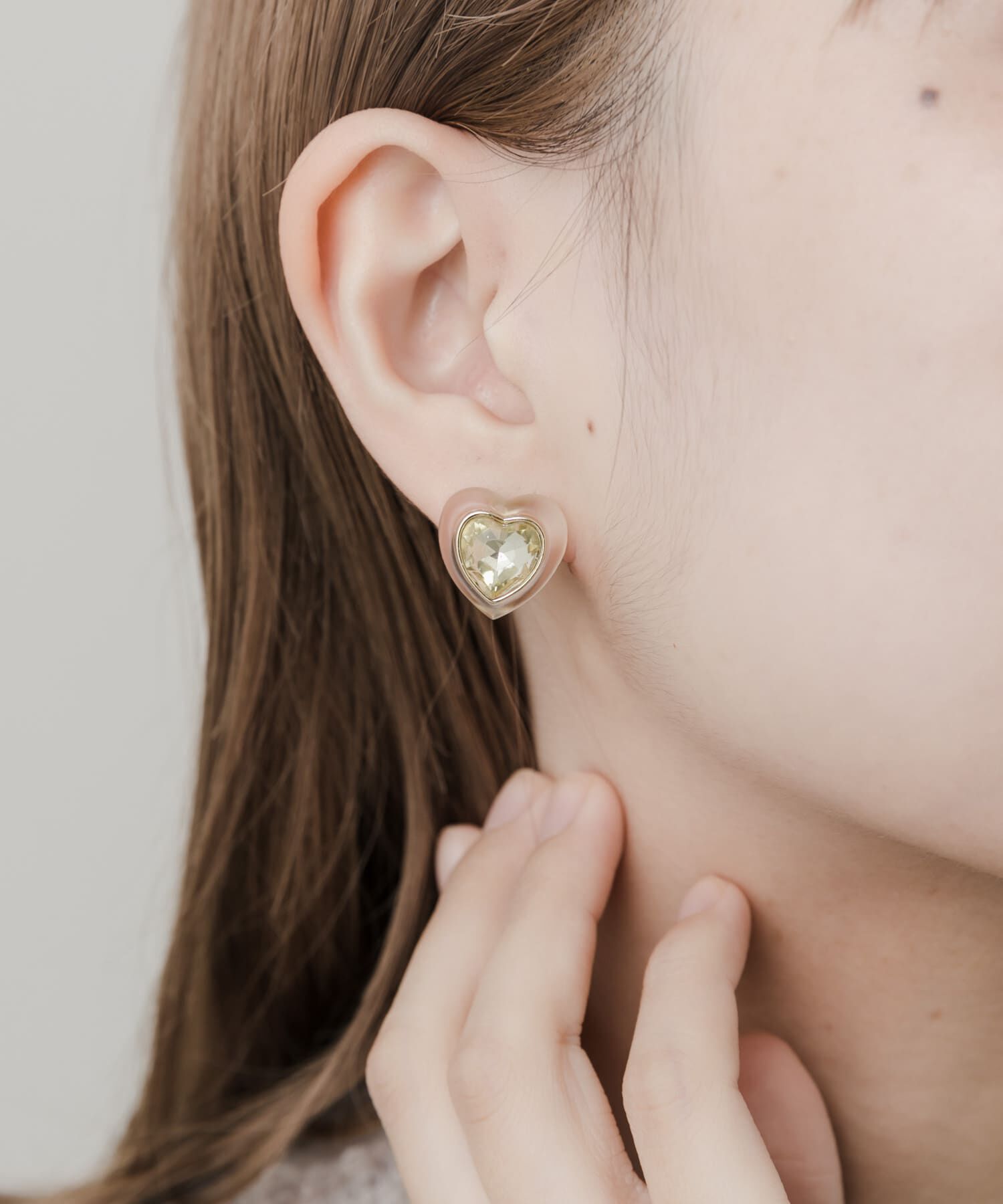 SMELLY「ビジューマットクリアハートイヤリング」|イヤリング|