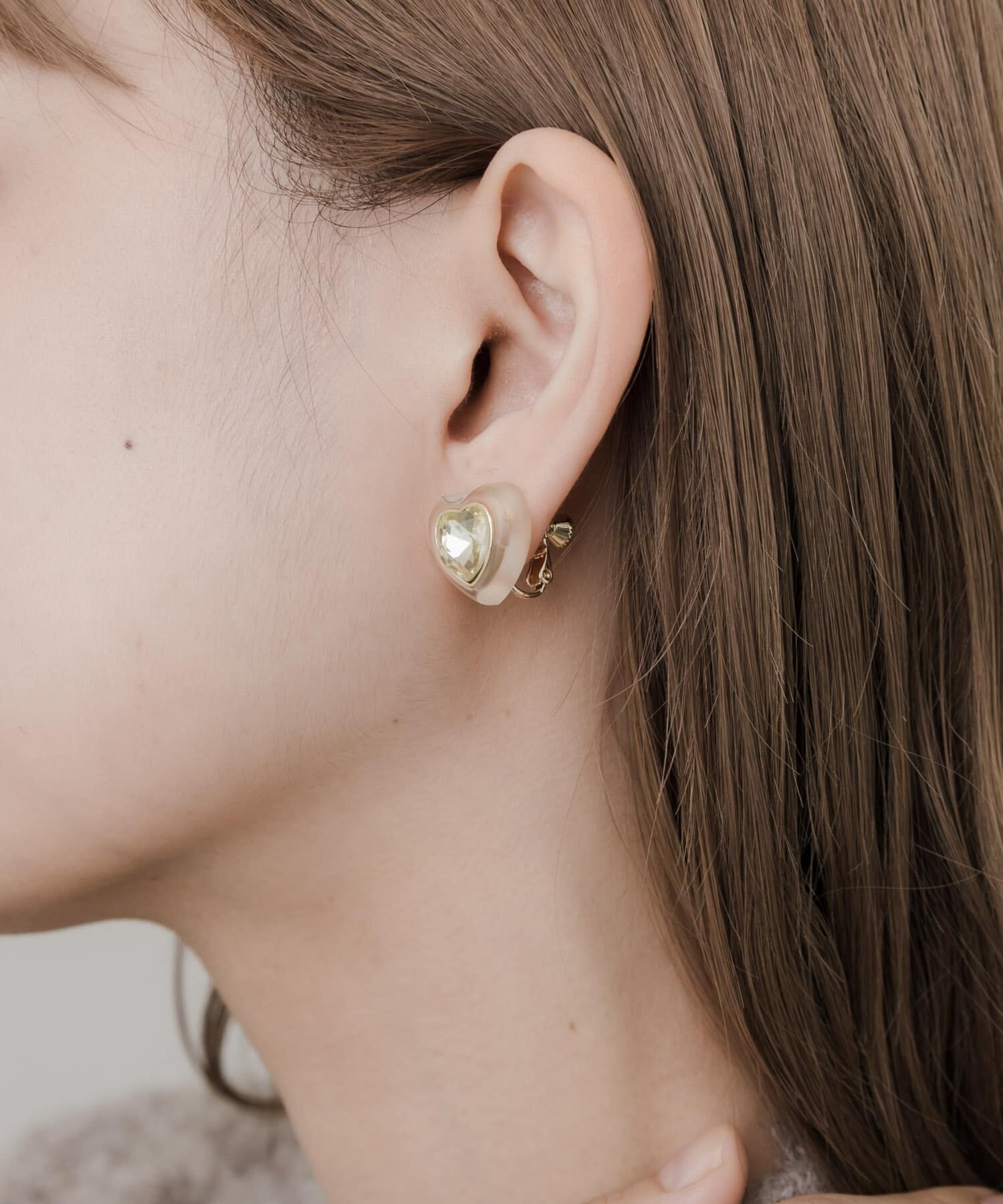SMELLY「ビジューマットクリアハートイヤリング」|イヤリング|