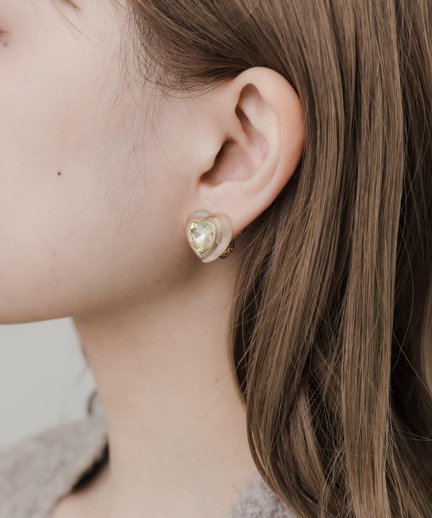 SMELLY「ビジューマットクリアハートイヤリング」|イヤリング|