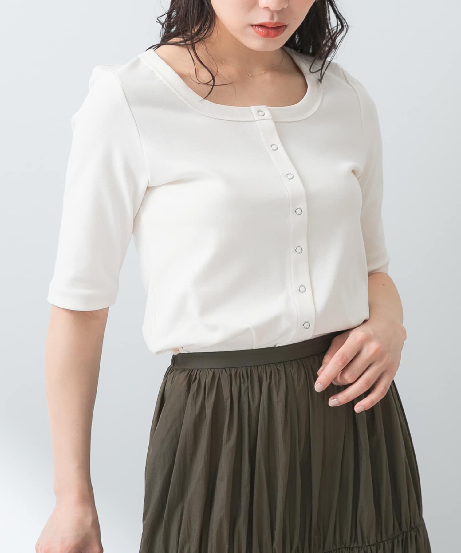 URBAN RESEARCH ROSSO「『UR TECH ひやｻﾗｸｰﾙ』F by ROSSO ｽｸｴｱﾈｯｸﾊｰﾌｽﾘｰﾌﾞﾌﾟﾙ」|Tシャツ・カットソー|