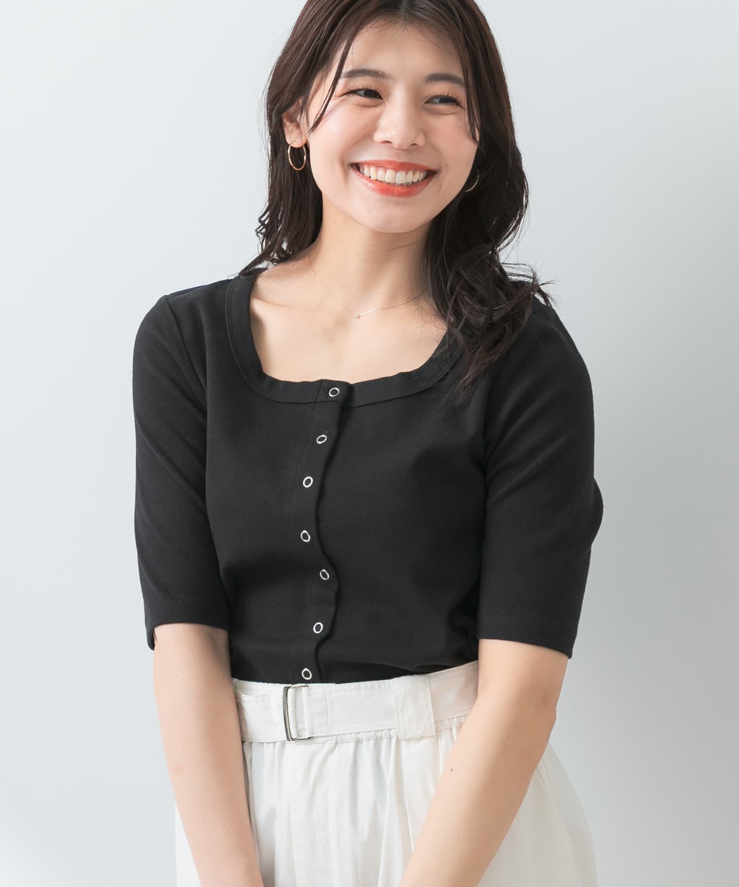 URBAN RESEARCH ROSSO「『UR TECH ひやｻﾗｸｰﾙ』F by ROSSO ｽｸｴｱﾈｯｸﾊｰﾌｽﾘｰﾌﾞﾌﾟﾙ」|Tシャツ・カットソー|ブラック