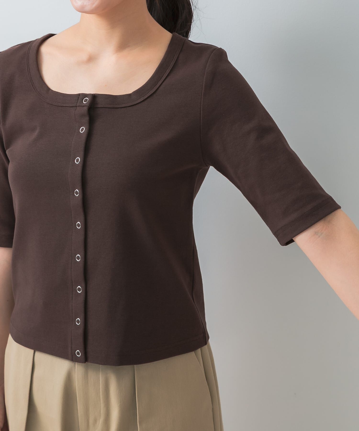 URBAN RESEARCH ROSSO「『UR TECH ひやｻﾗｸｰﾙ』F by ROSSO ｽｸｴｱﾈｯｸﾊｰﾌｽﾘｰﾌﾞﾌﾟﾙ」|Tシャツ・カットソー|