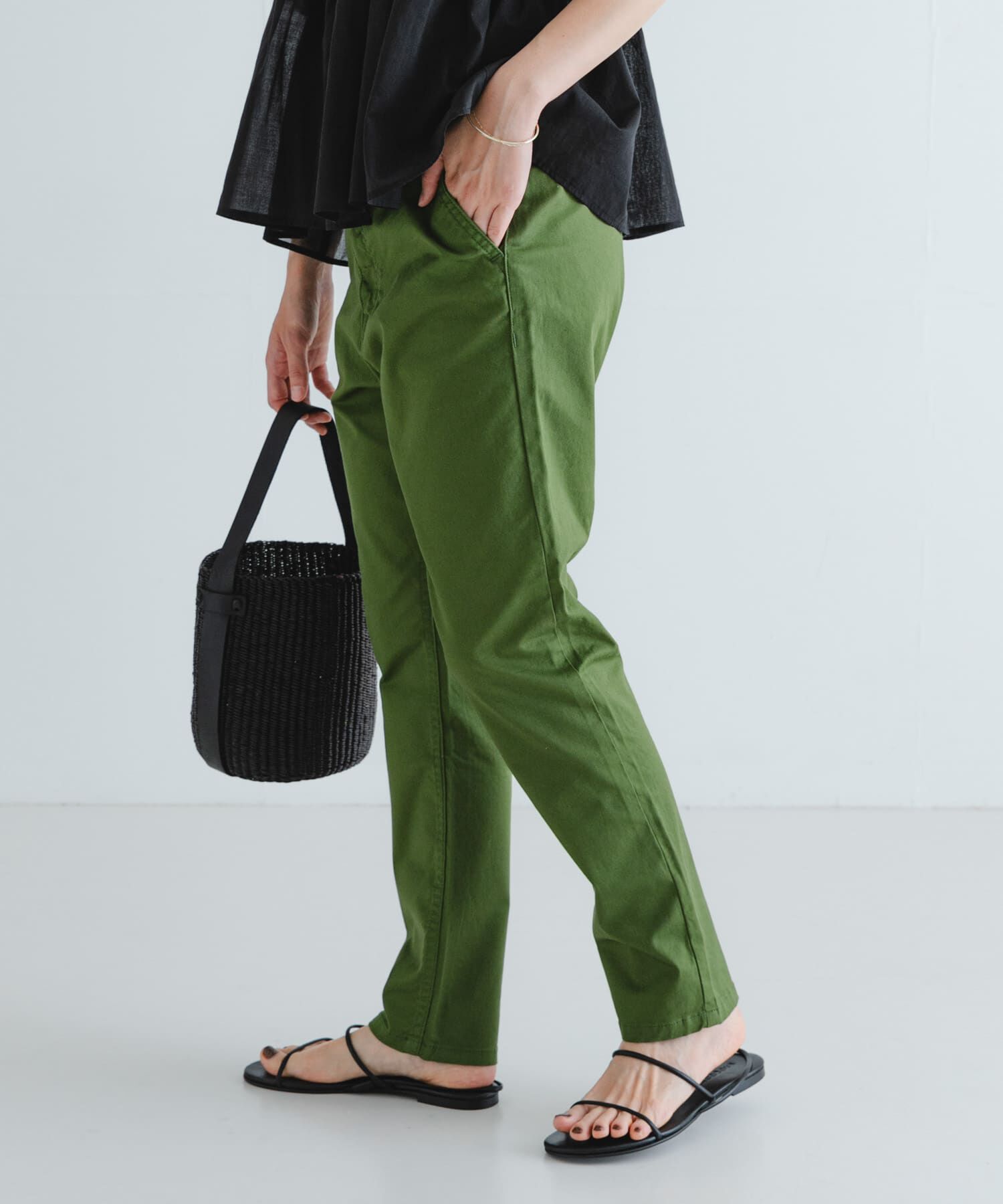 URBAN RESEARCH「『4サイズ展開』テーパードチノパンツ」|その他|