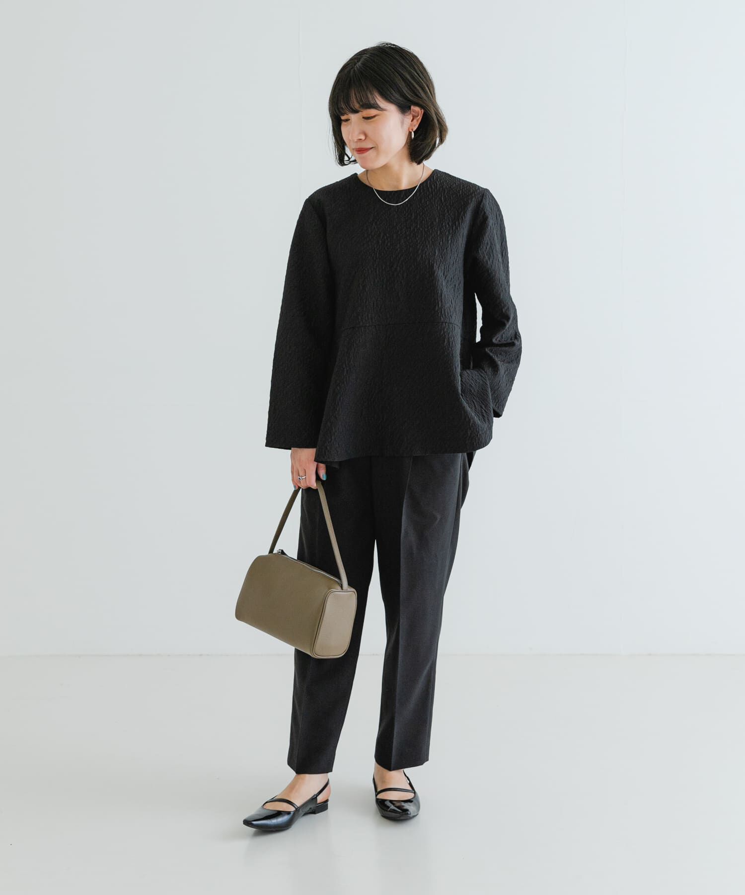 URBAN RESEARCH「『3サイズ展開』タックテーパードパンツ」|その他|