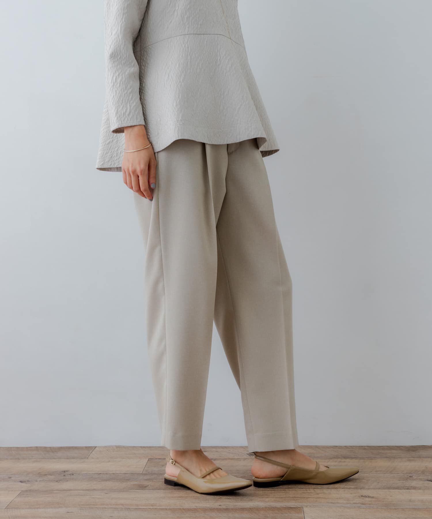 URBAN RESEARCH「『3サイズ展開』タックテーパードパンツ」|その他|