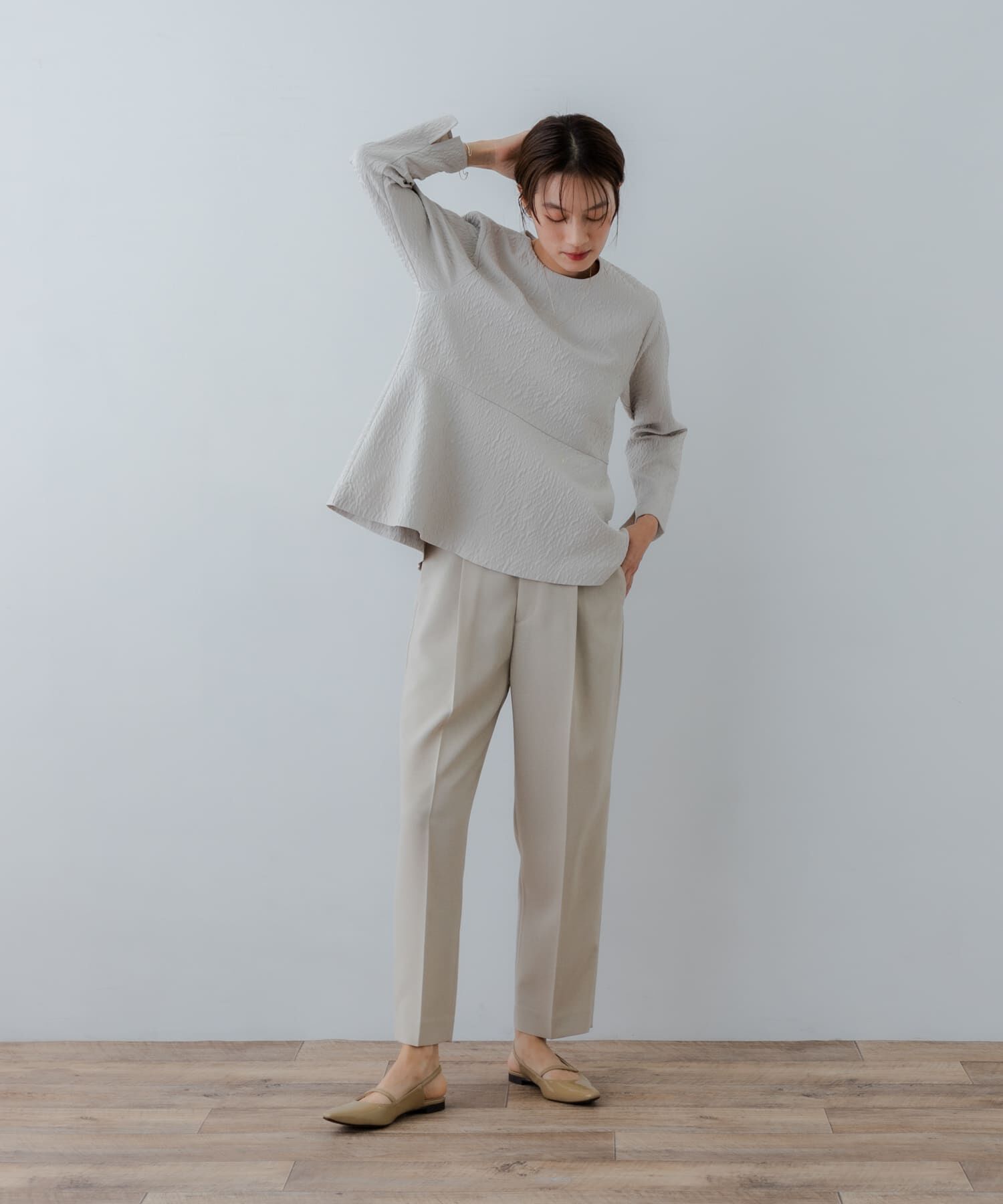 URBAN RESEARCH「『3サイズ展開』タックテーパードパンツ」|その他|