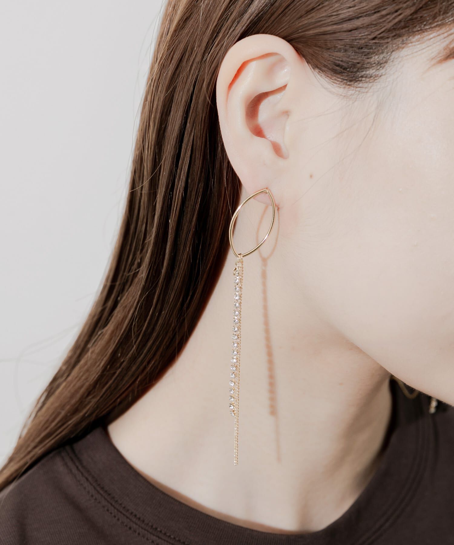 SMELLY「ビジューロングチェーンピアス」|ピアス|