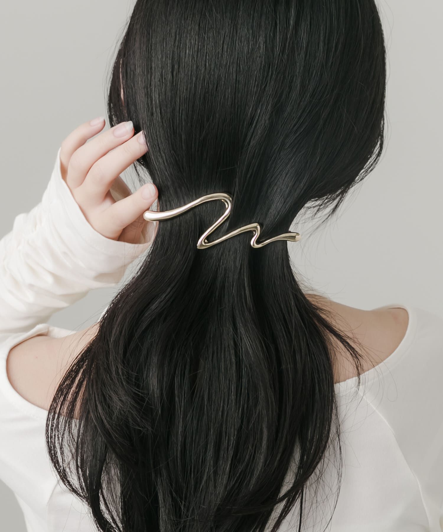 SMELLY「ニュアンスラインメタルバレッタ」|その他|ゴールド