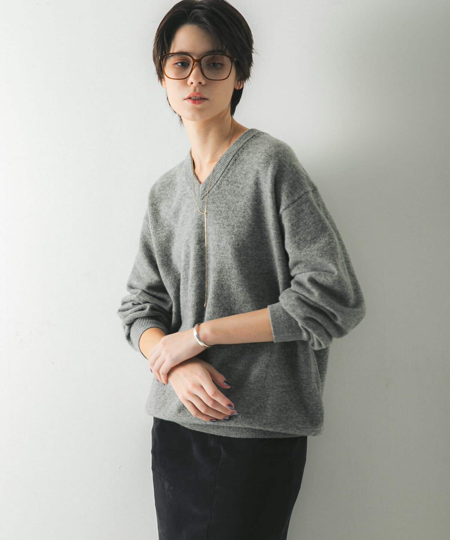 URBAN RESEARCH「ウール100 Vネックルーズソフトニット」|ニット・セーター|