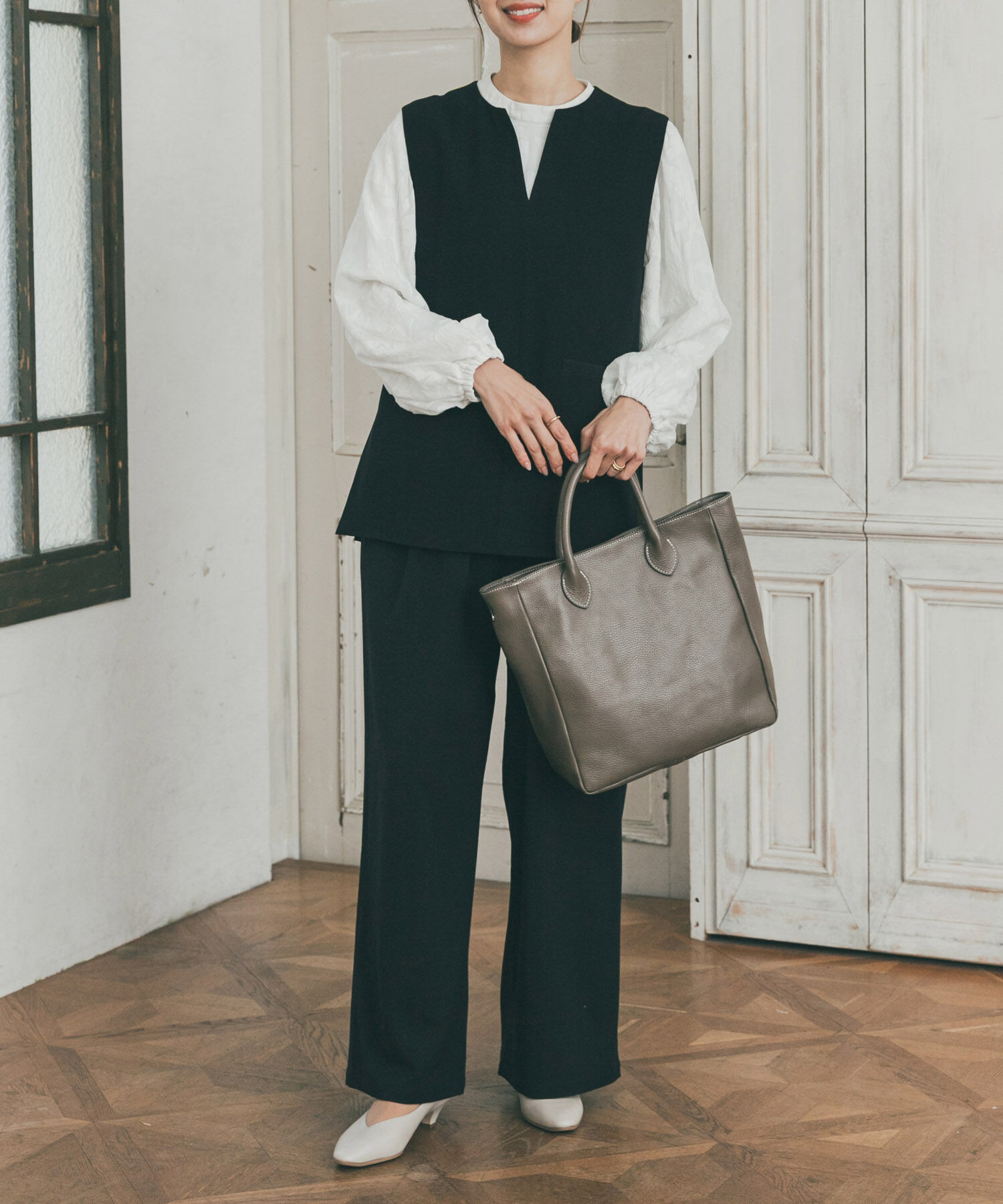 URBAN RESEARCH DOORS「フラワーオパールブラウス」|シャツ・ブラウス|