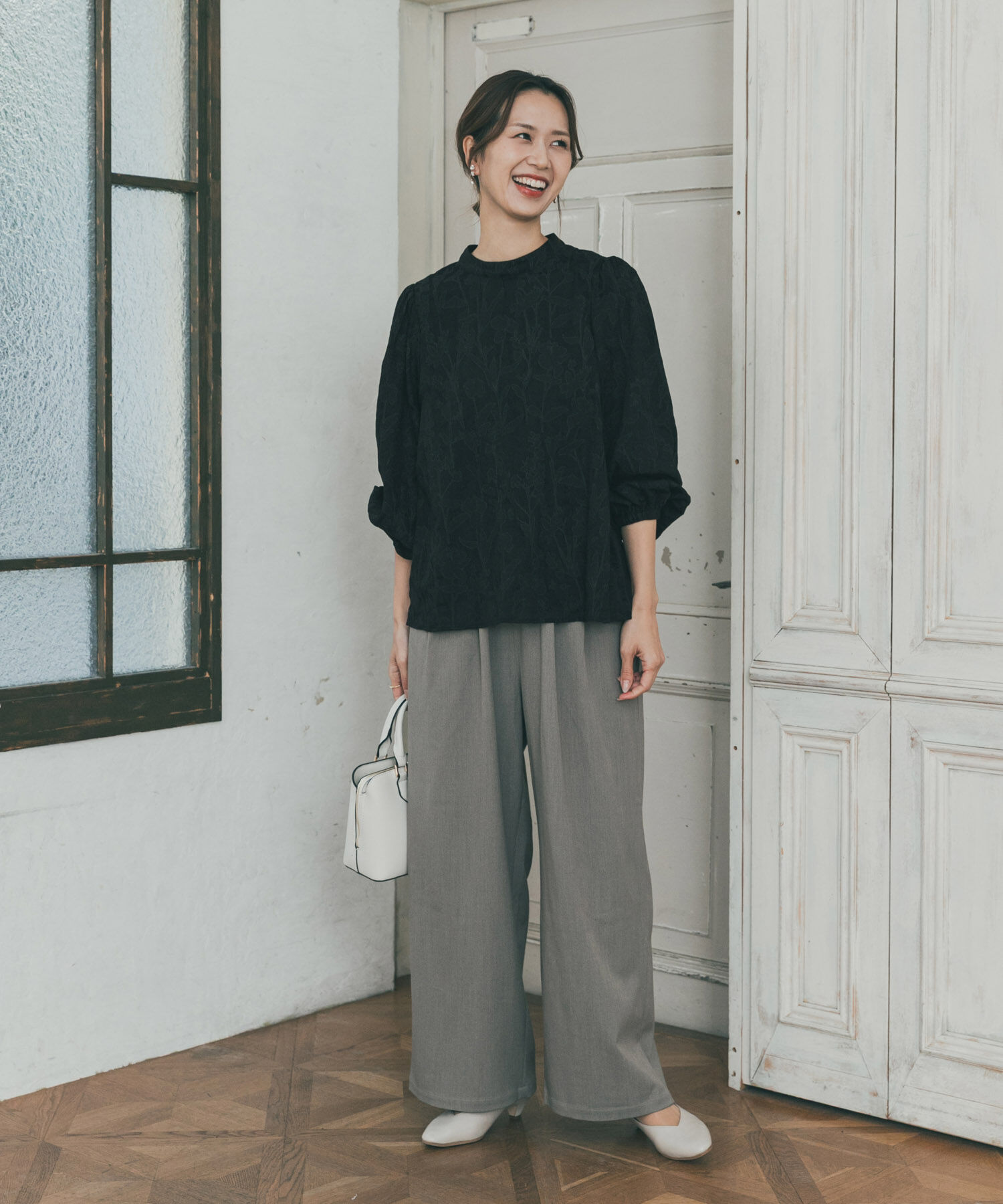 URBAN RESEARCH DOORS「フラワーオパールブラウス」|シャツ・ブラウス|