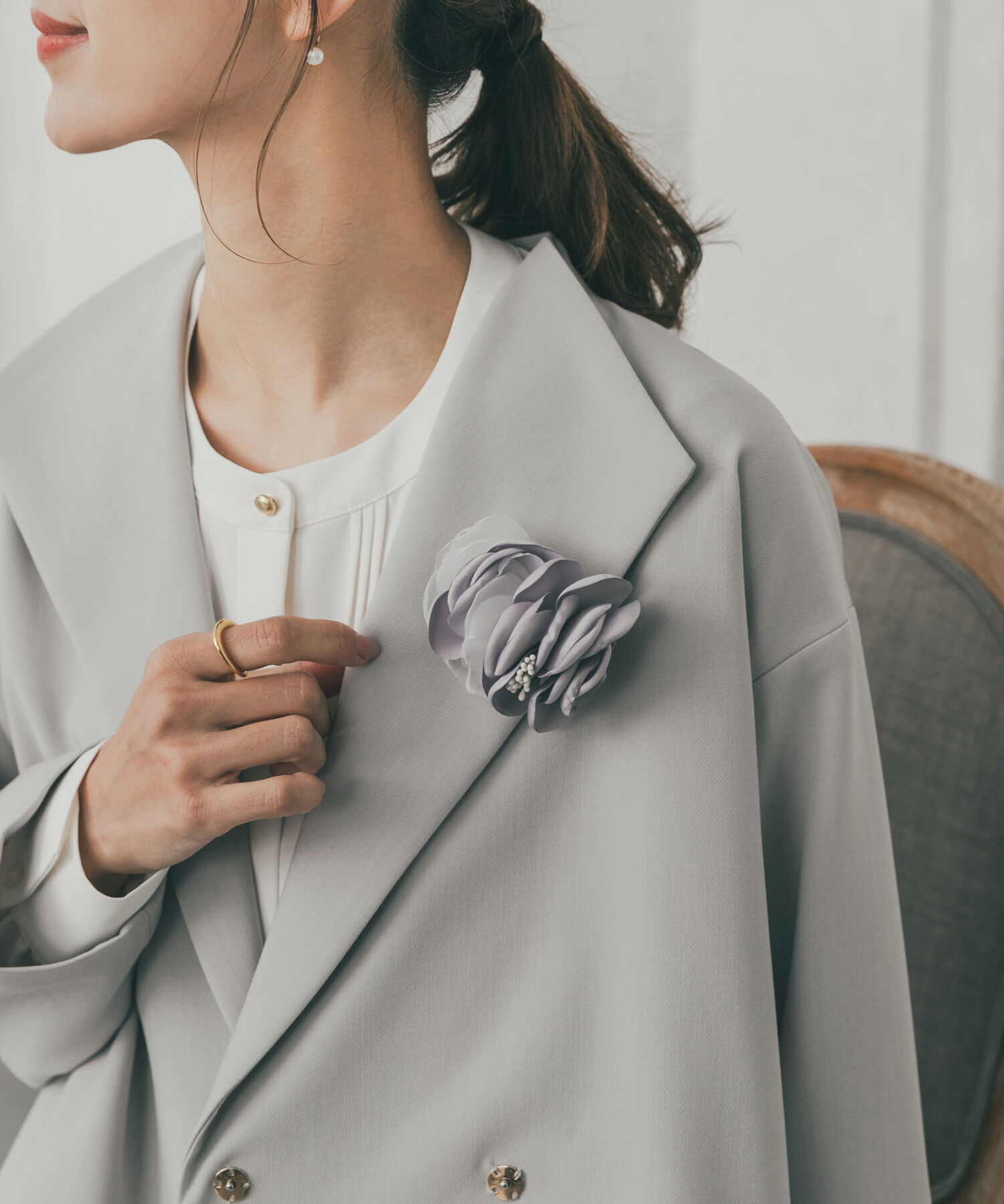 URBAN RESEARCH DOORS「ニュアンスフラワーコサージュ」|ブローチ・コサージュ|