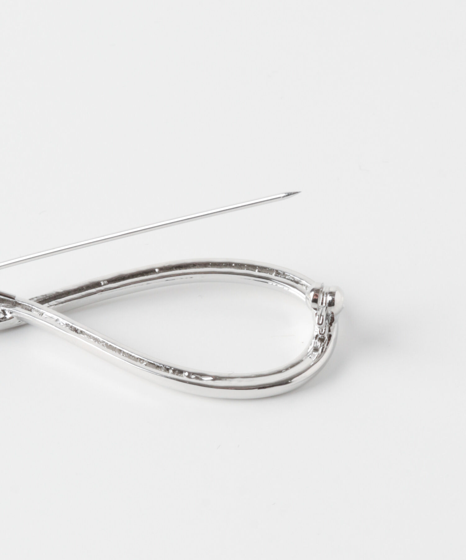 URBAN RESEARCH DOORS「ニュアンスブローチ」|ブローチ・コサージュ|