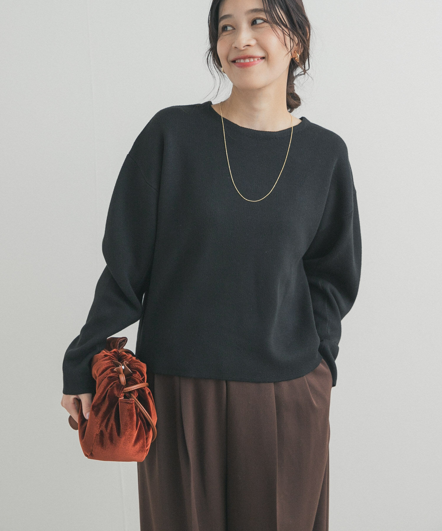 URBAN RESEARCH DOORS「ショート丈コンパクトニット」|ニット・セーター|ブラック