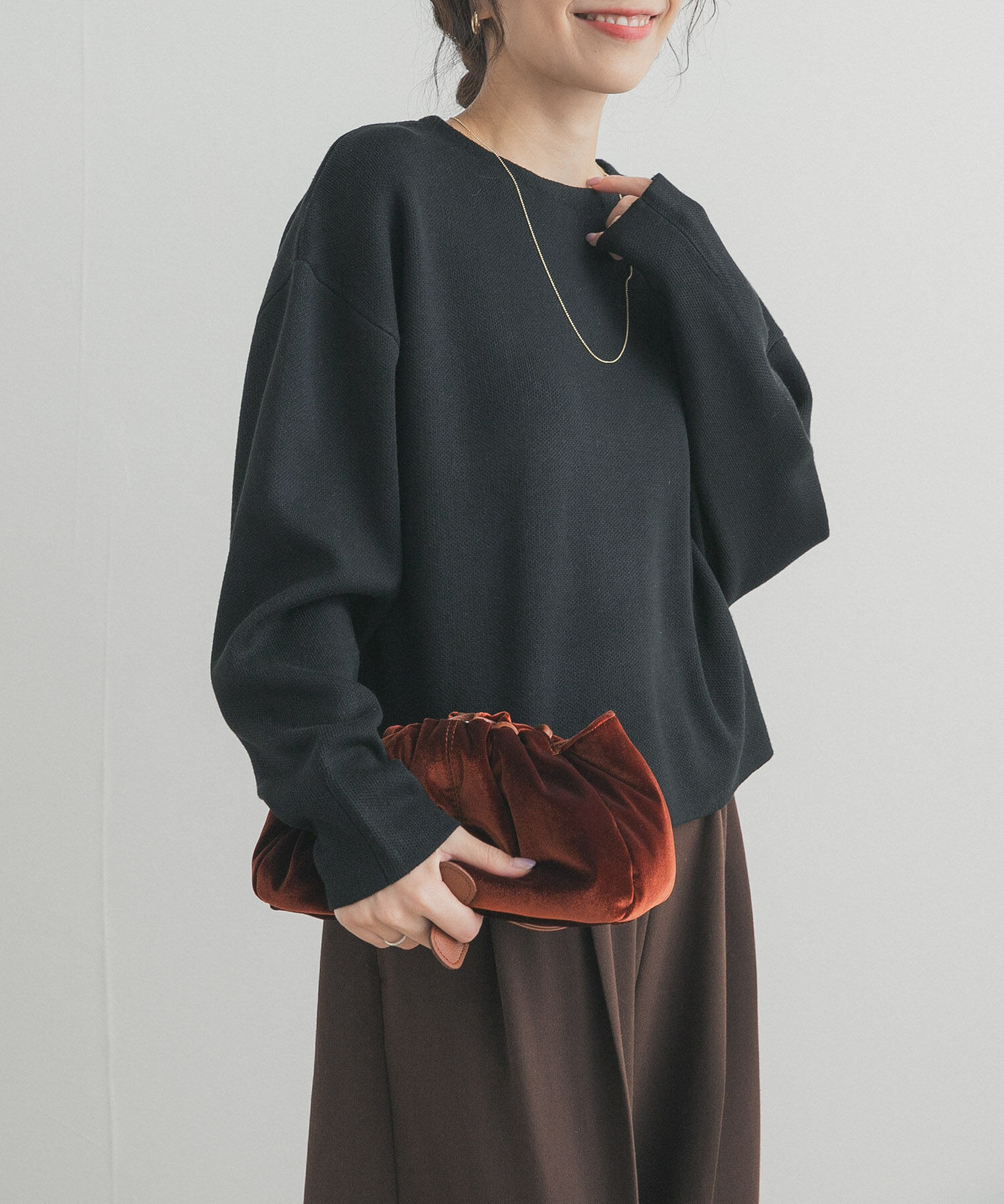 URBAN RESEARCH DOORS「ショート丈コンパクトニット」|ニット・セーター|