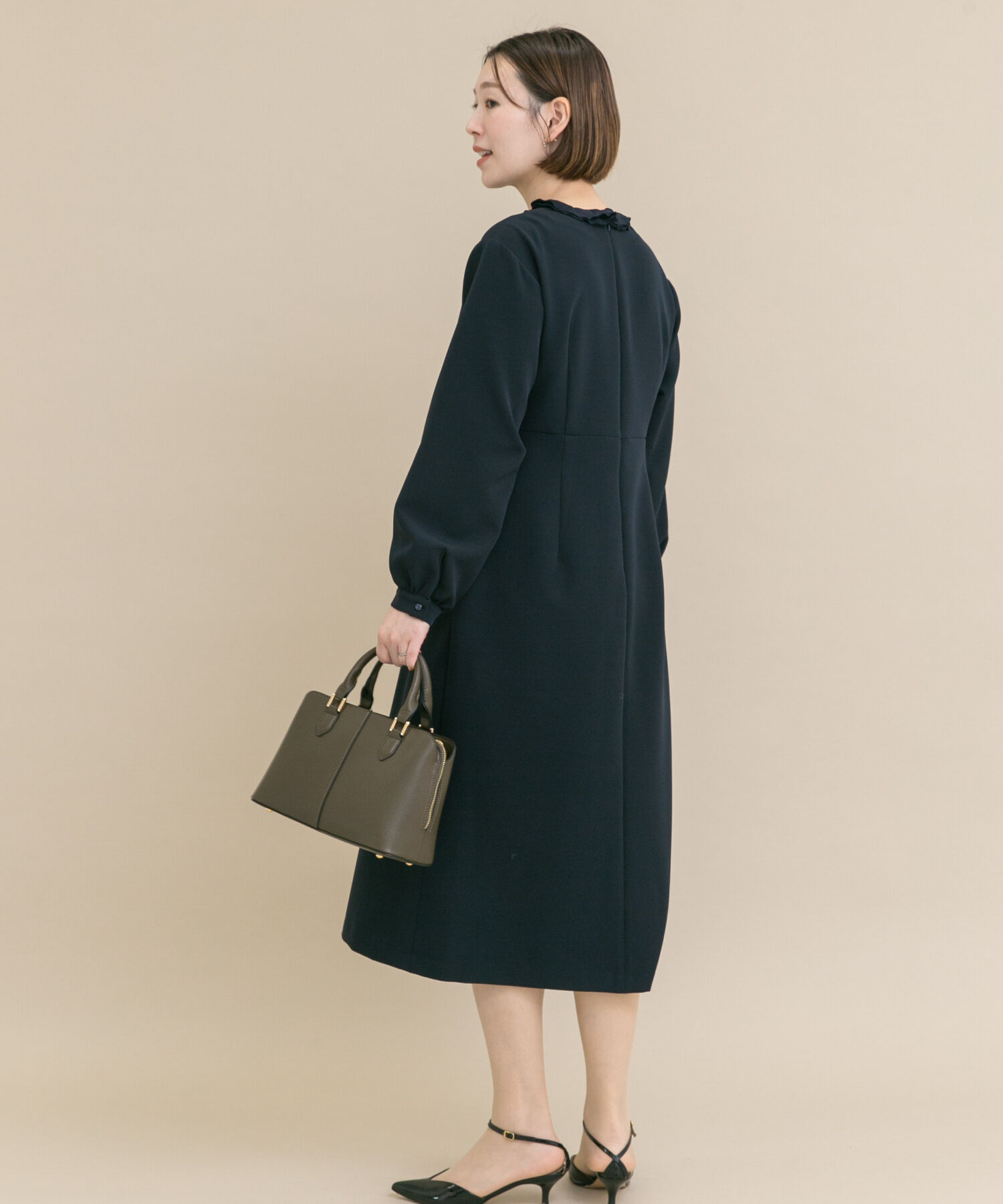 URBAN RESEARCH ROSSO「『WEB/一部店舗限定』フリルカラーウエストマークワンピース」|ワンピース|