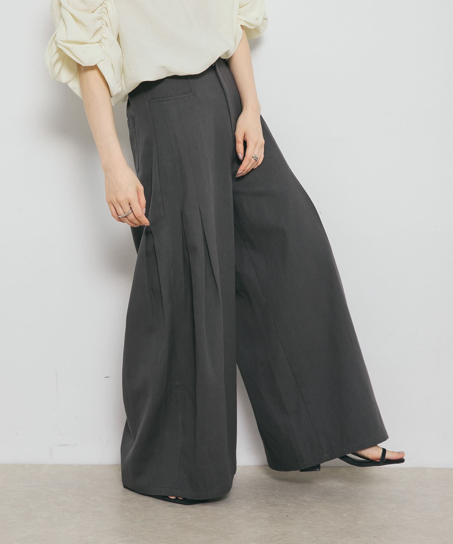  「『2サイズ展開』サイドタックバギーパンツ」|その他|