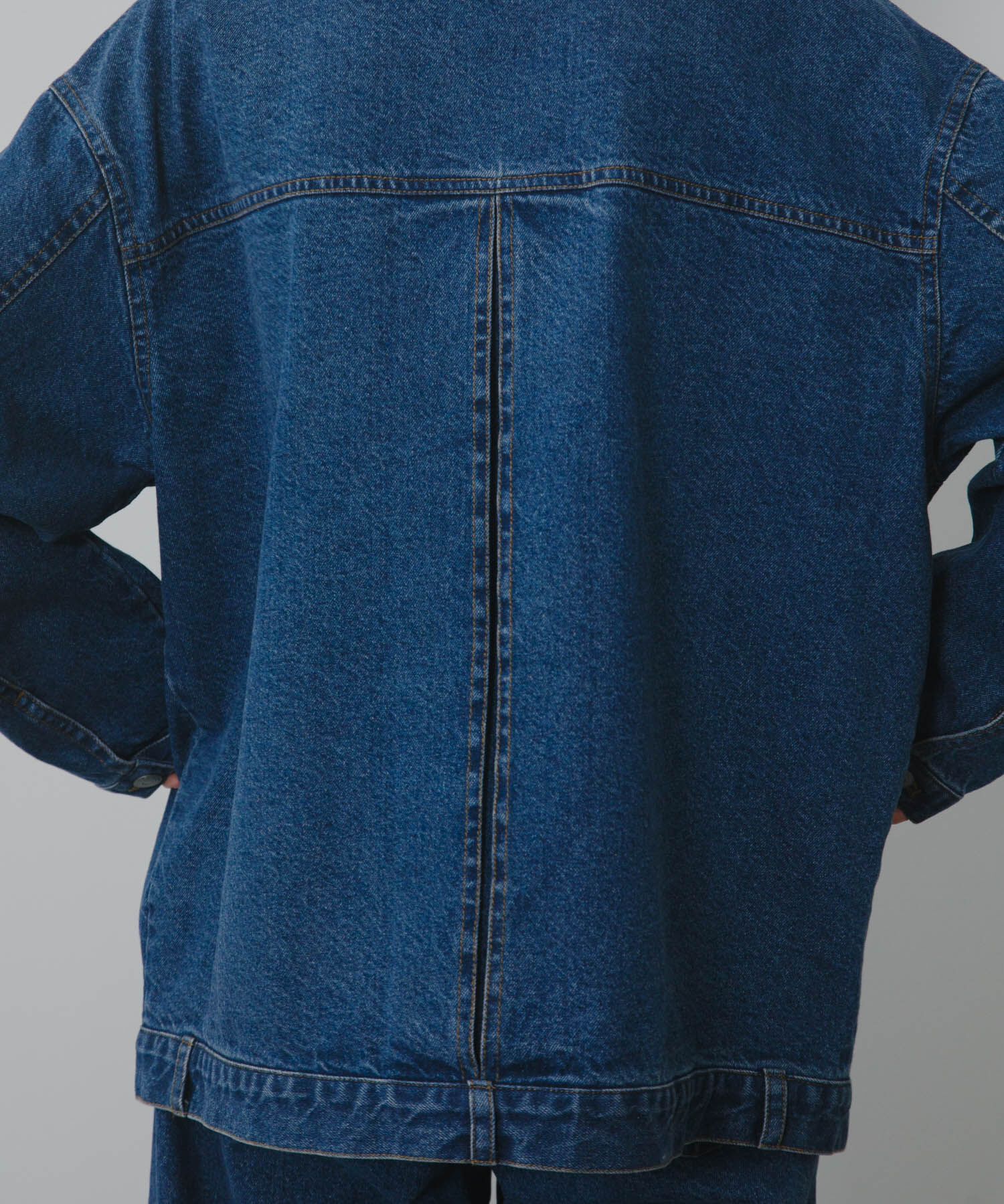  「ハイネックデニムブルゾン」|ブルゾン・スタジャン|