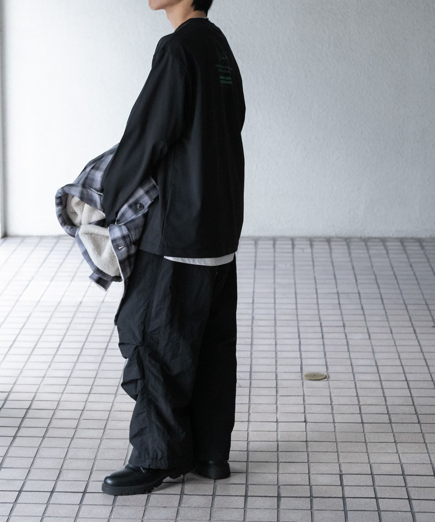 SENSE OF PLACE by URBAN RESEARCH「Galaxy Graphic Long-Sleeve T-shirts」|Tシャツ・カットソー|