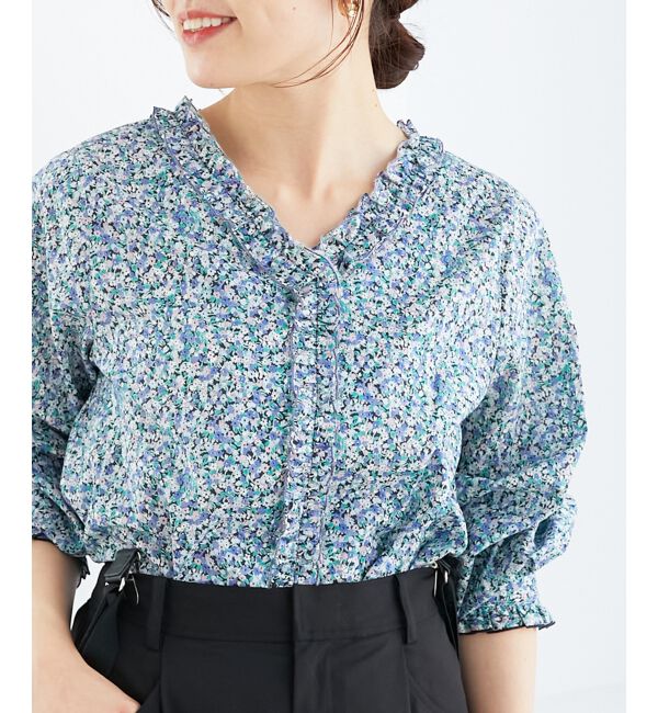 le.coeur blanc「リバティフロントフリルVネックブラウス」|シャツ・ブラウス|