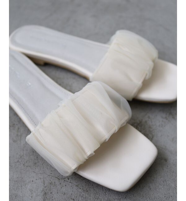  「《WEB限定アイテム》ギャザーフラットサンダル」|サンダル|