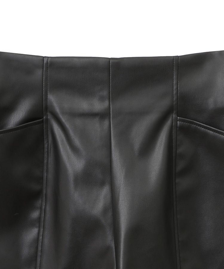 earth music&ecology「シンセティックレザーショートパンツ」|その他|