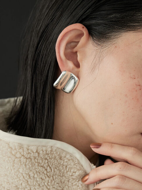  「【WEB限定】ウェーブプレートピアス」|その他|シルバー