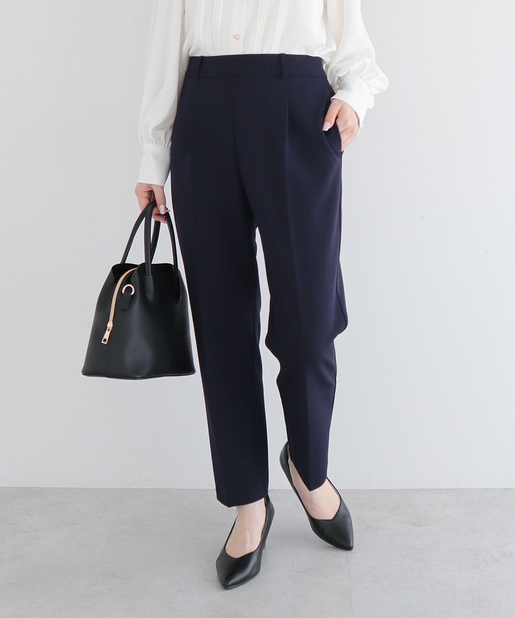 Green Parks「きれいシルエットパンツ(テーパード)」|その他|Dark Navy