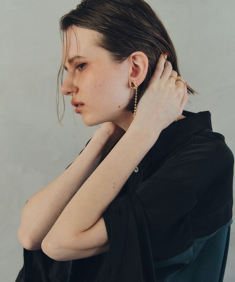 YECCA VECCA「マーブルボールチェーンイヤリング」|イヤリング|