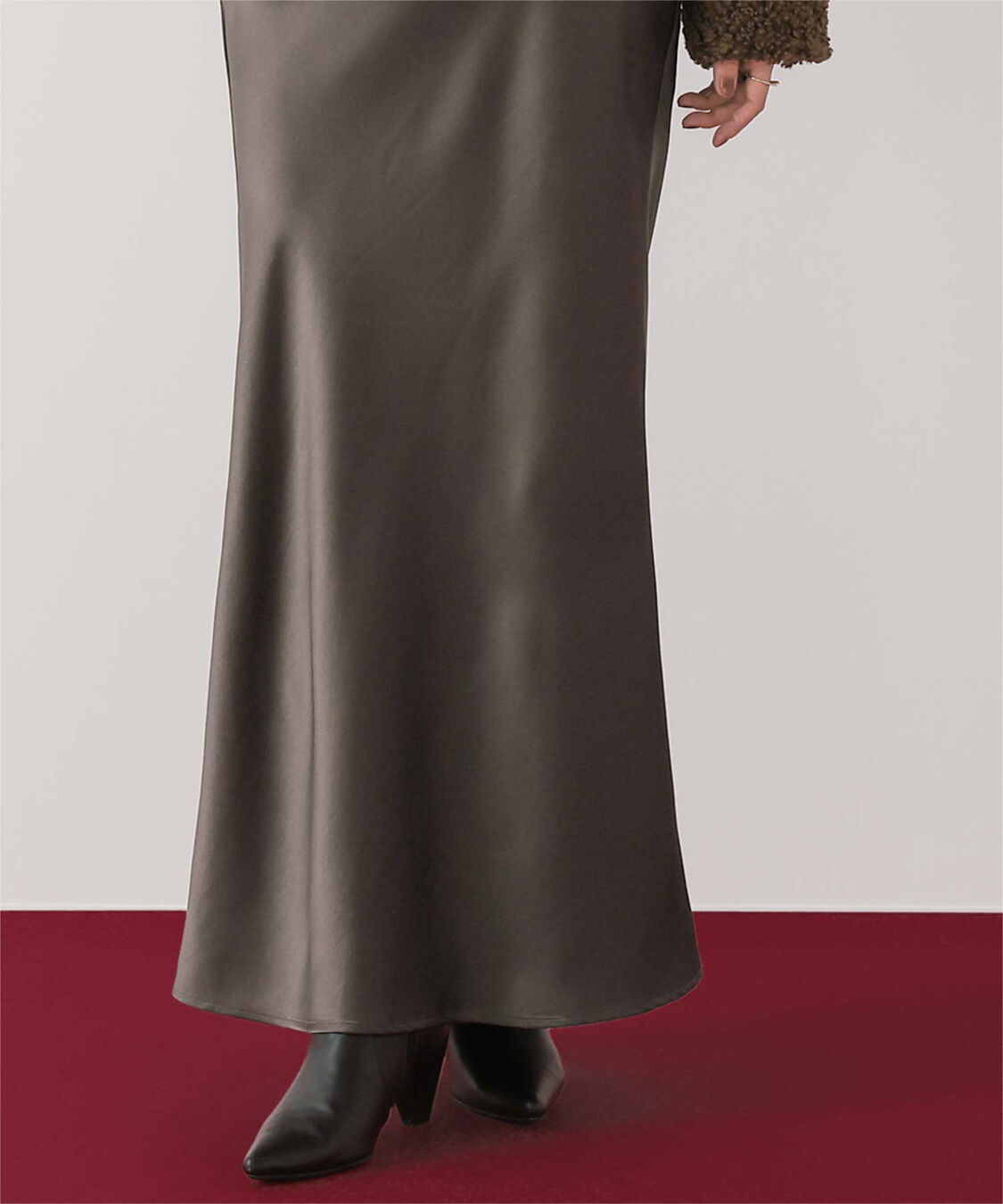 ur's「サテンマーメイドマキシスカート」|スカート|