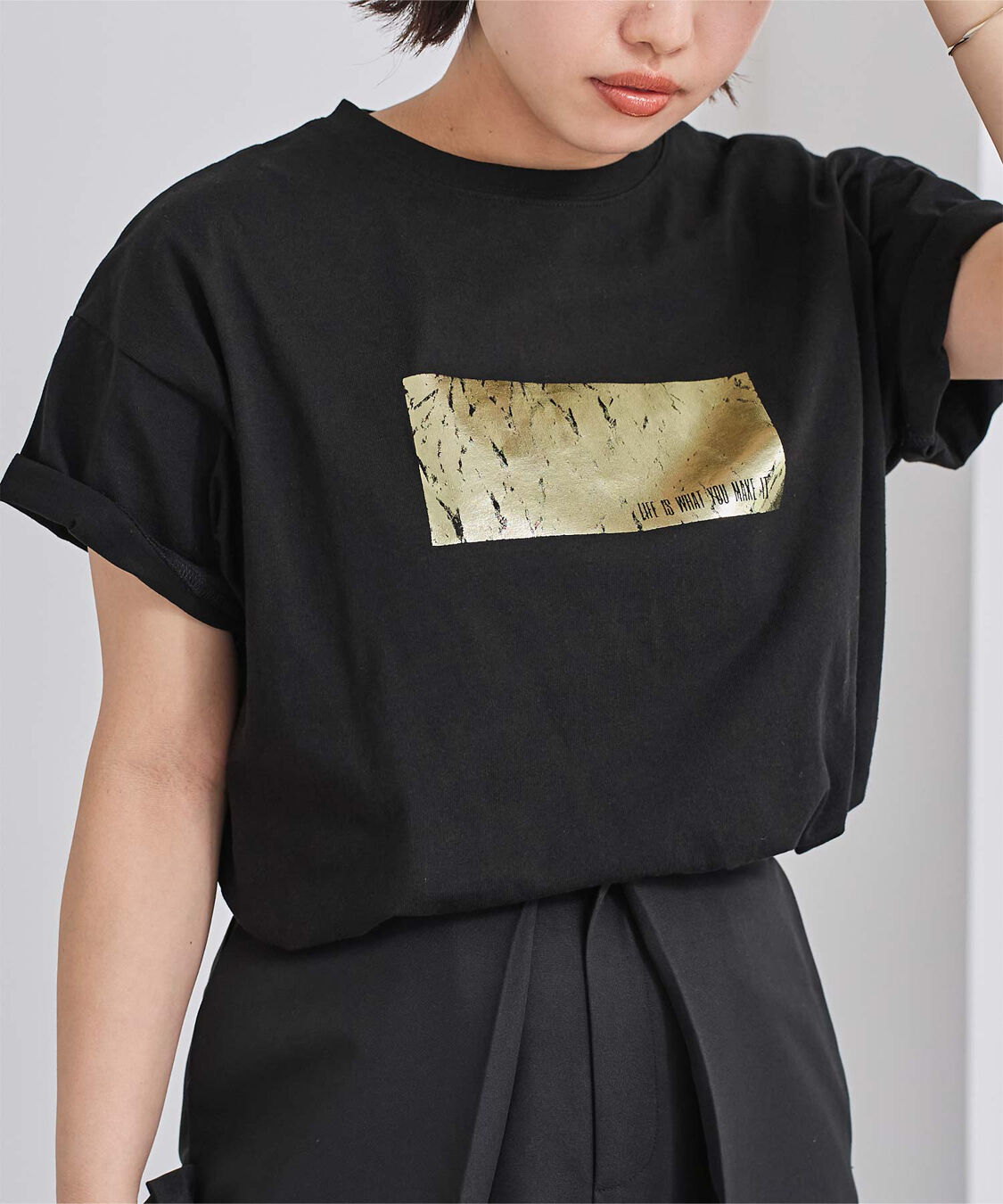 ur's「箔プリントTシャツ」|Tシャツ・カットソー|ブラック/ゴールド