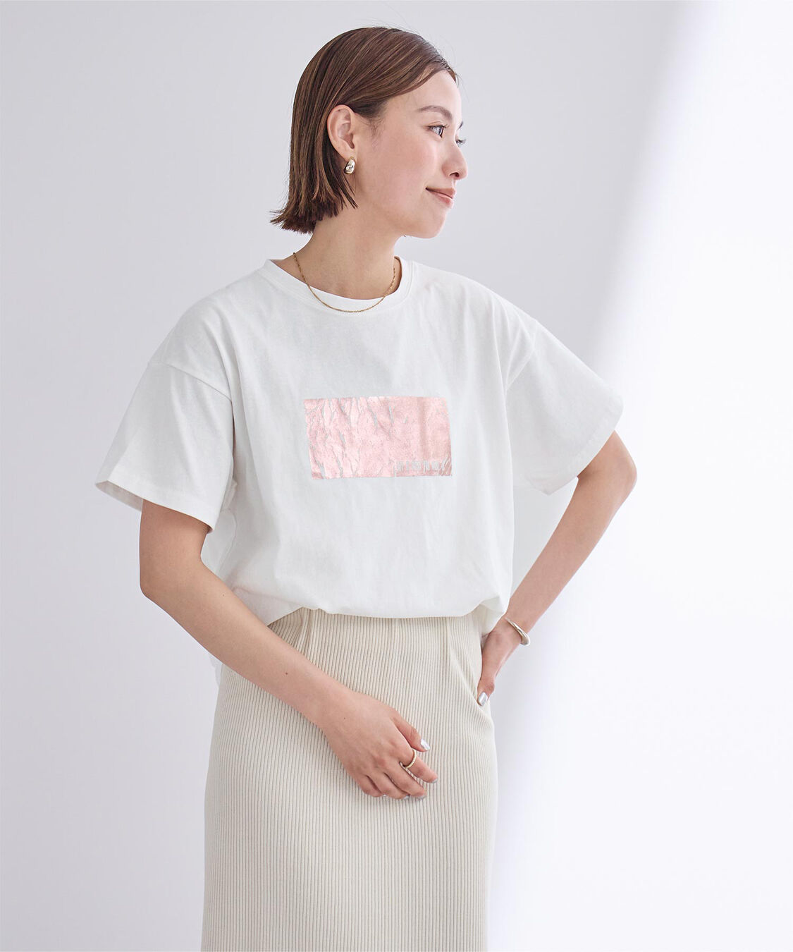 ur's「箔プリントTシャツ」|Tシャツ・カットソー|