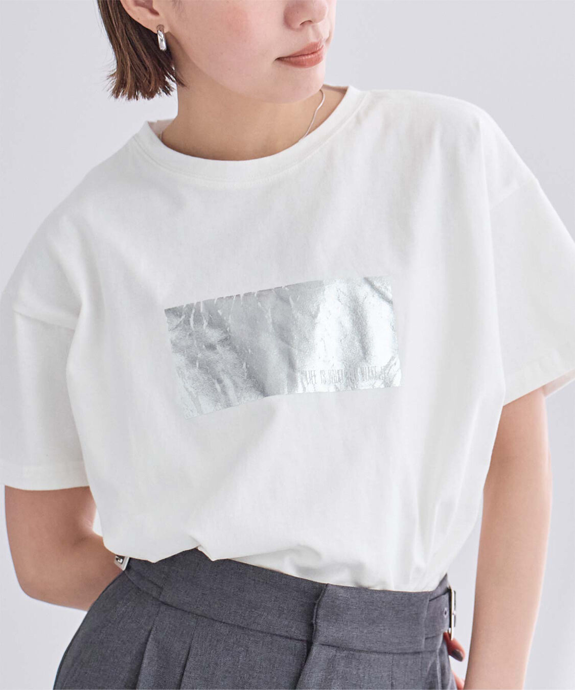 ur's「箔プリントTシャツ」|Tシャツ・カットソー|