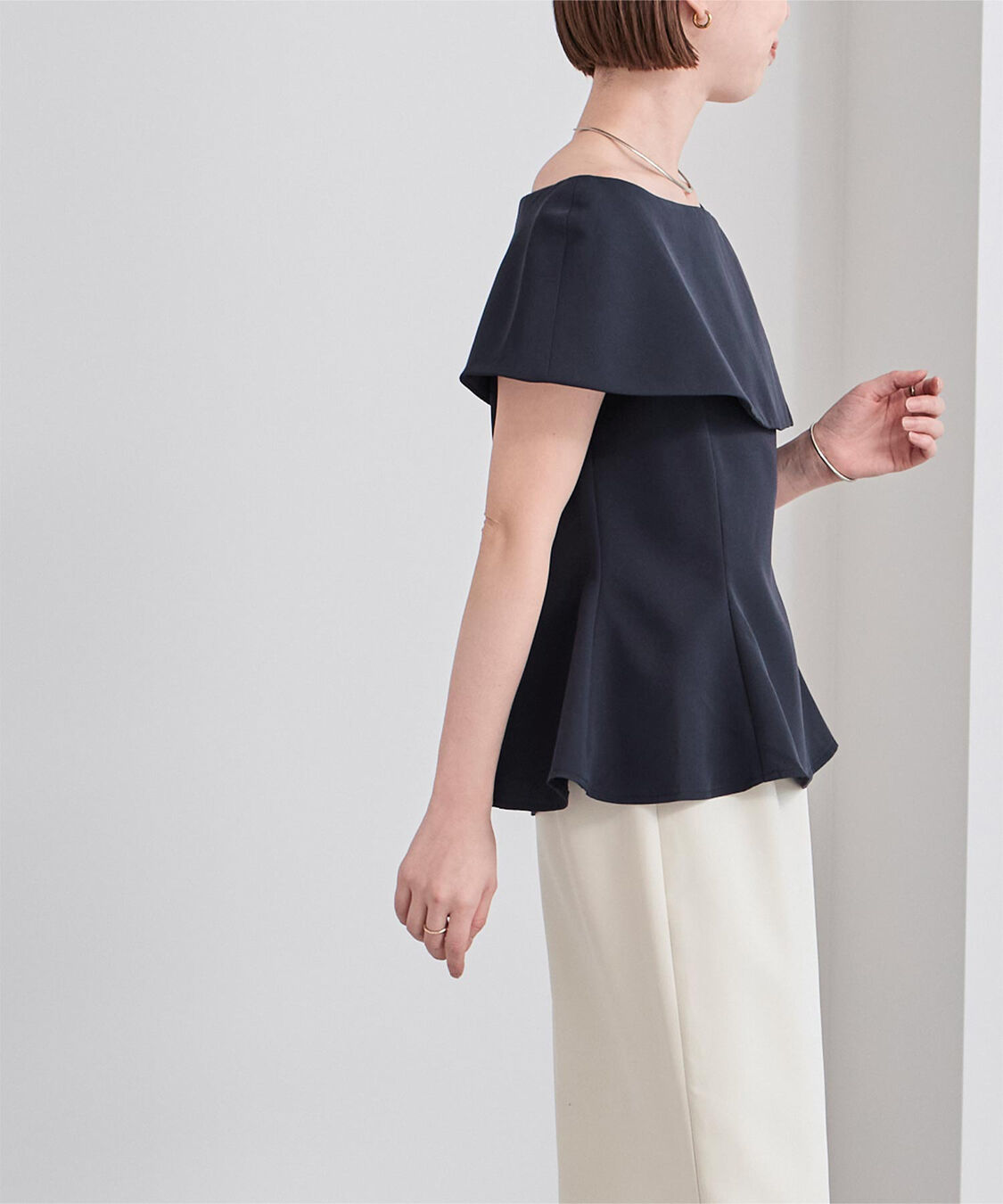 ur's「ケープデザインペプラムトップス」|シャツ・ブラウス|