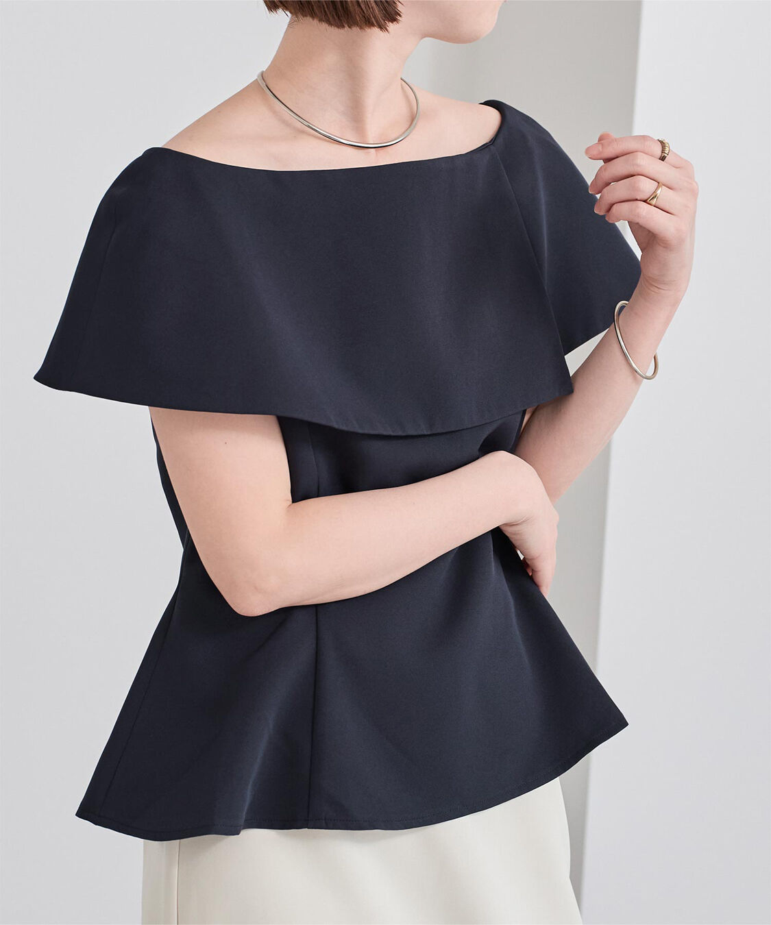 ur's「ケープデザインペプラムトップス」|シャツ・ブラウス|