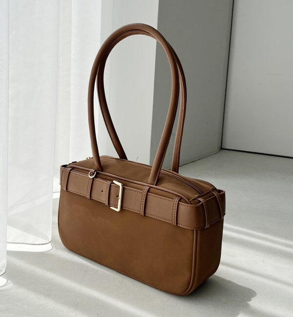  「ベルトつきスクエアバッグ」|ショルダー・メッセンジャー|