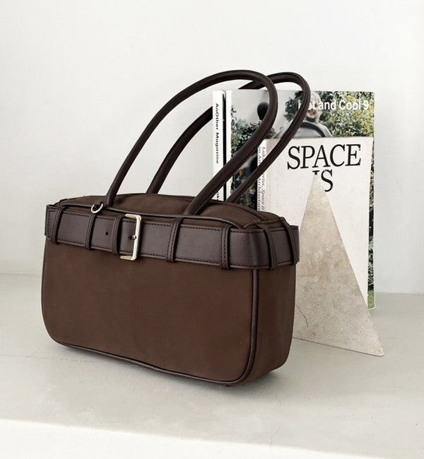  「ベルトつきスクエアバッグ」|ショルダー・メッセンジャー|