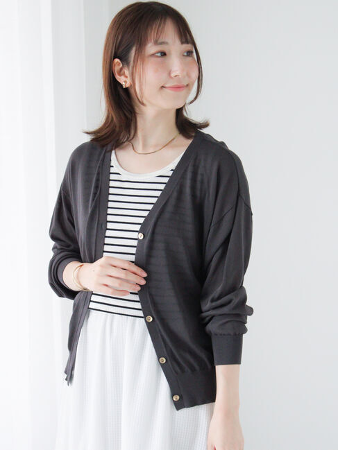 Te chichi TERRASSE「【抗菌防臭】金釦Vネックカーディガン」|カーディガン|チャコールグレー