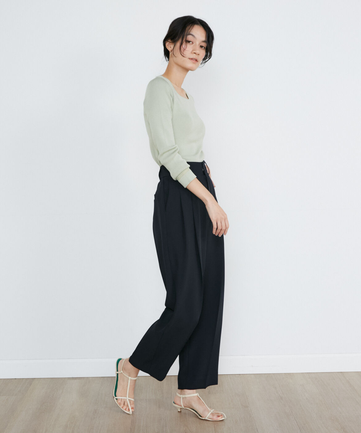 INED「《大きいサイズ》スクエアネックリブニット」|ニット・セーター|