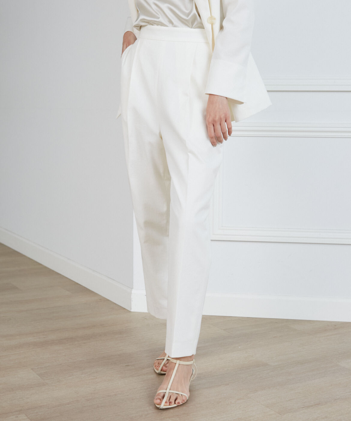 INED「綿麻オックスタックテーパードパンツ」|その他|オフホワイト1