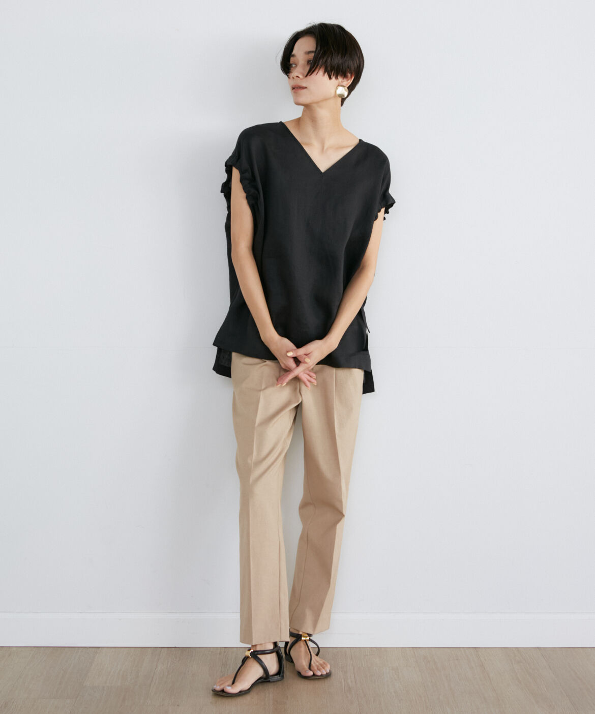 INED「《大きいサイズ》リネンVネック2WAYスリーブブラウス」|シャツ・ブラウス|