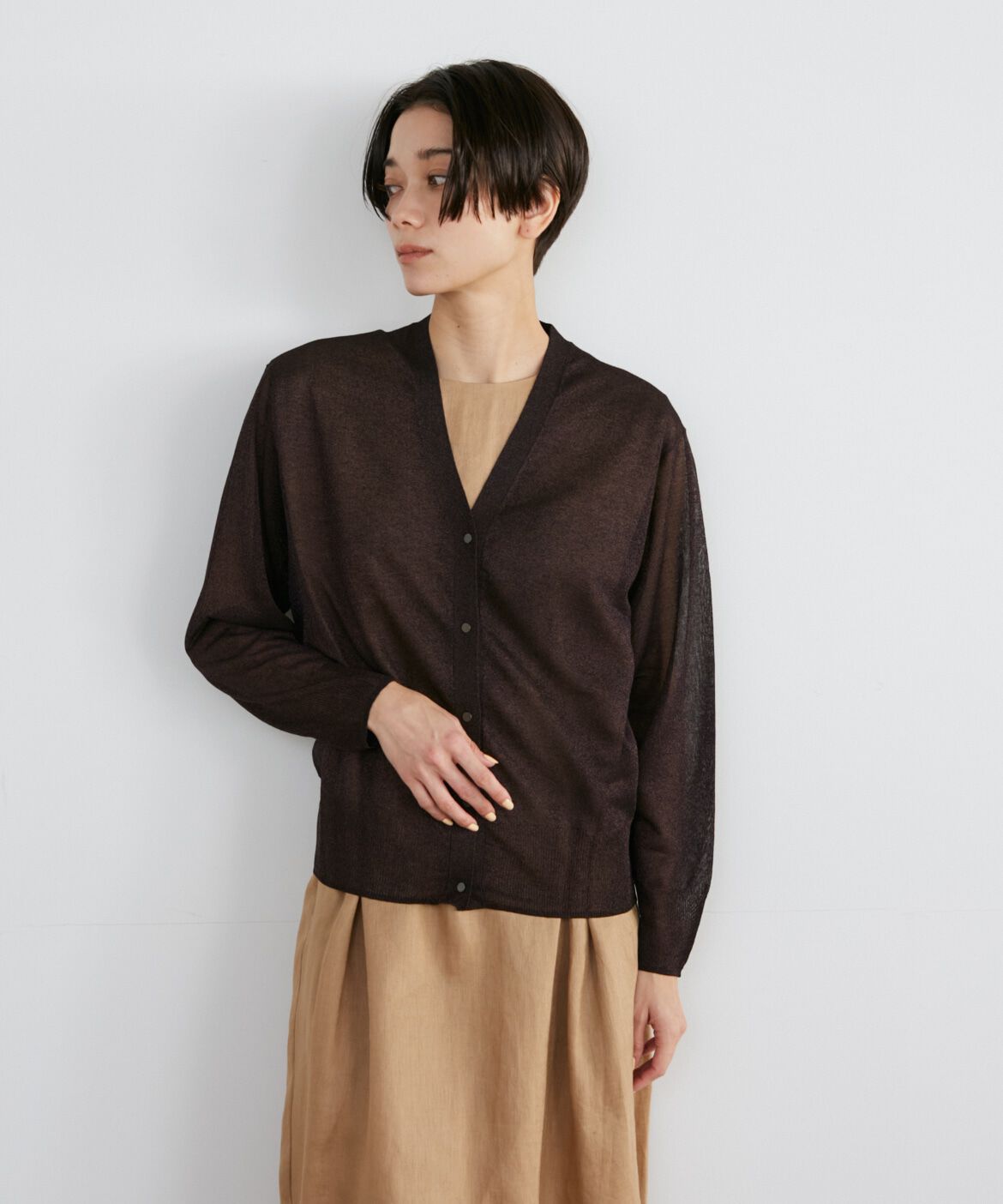 INED「《Luftrobe》シャイニーシアーニットカーディガン」|カーディガン|