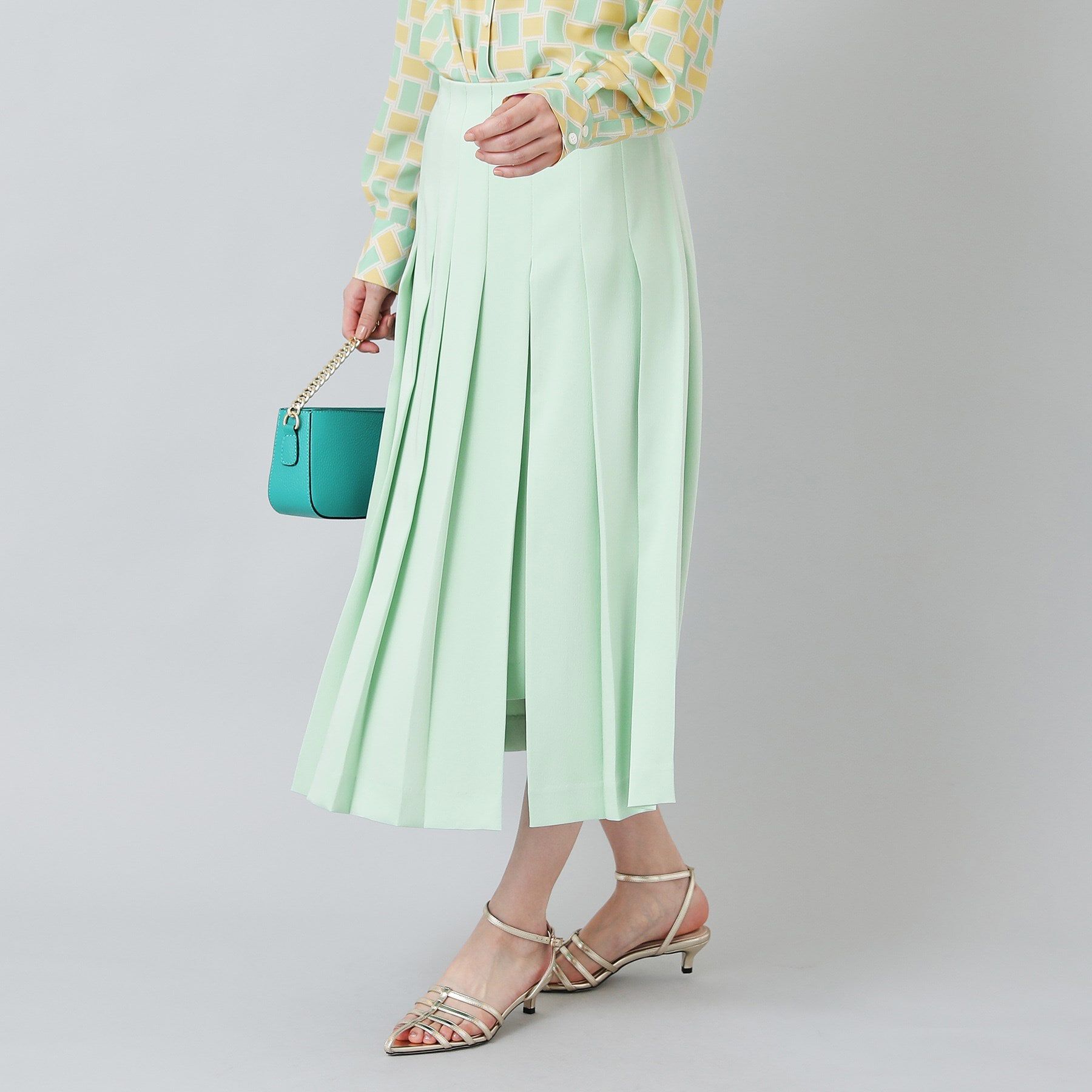 UNTITLED「サテンプリーツスカート」|スカート|